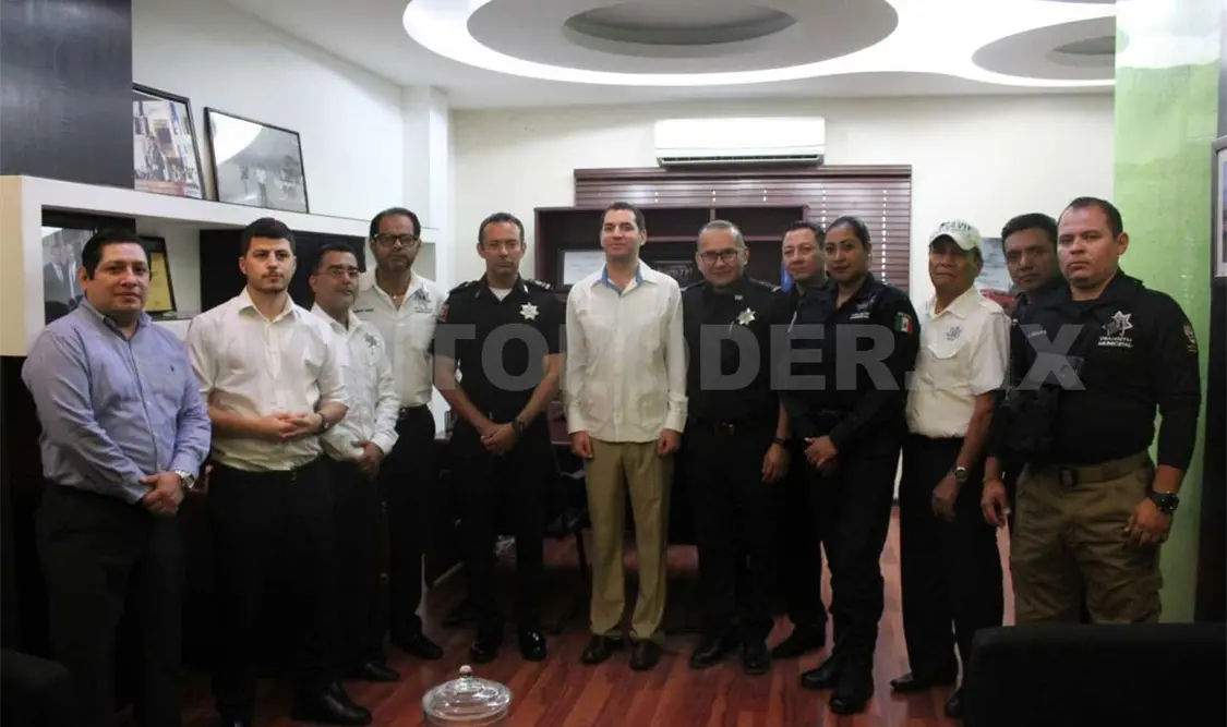 Vice embajador de Israel en México visita a policías