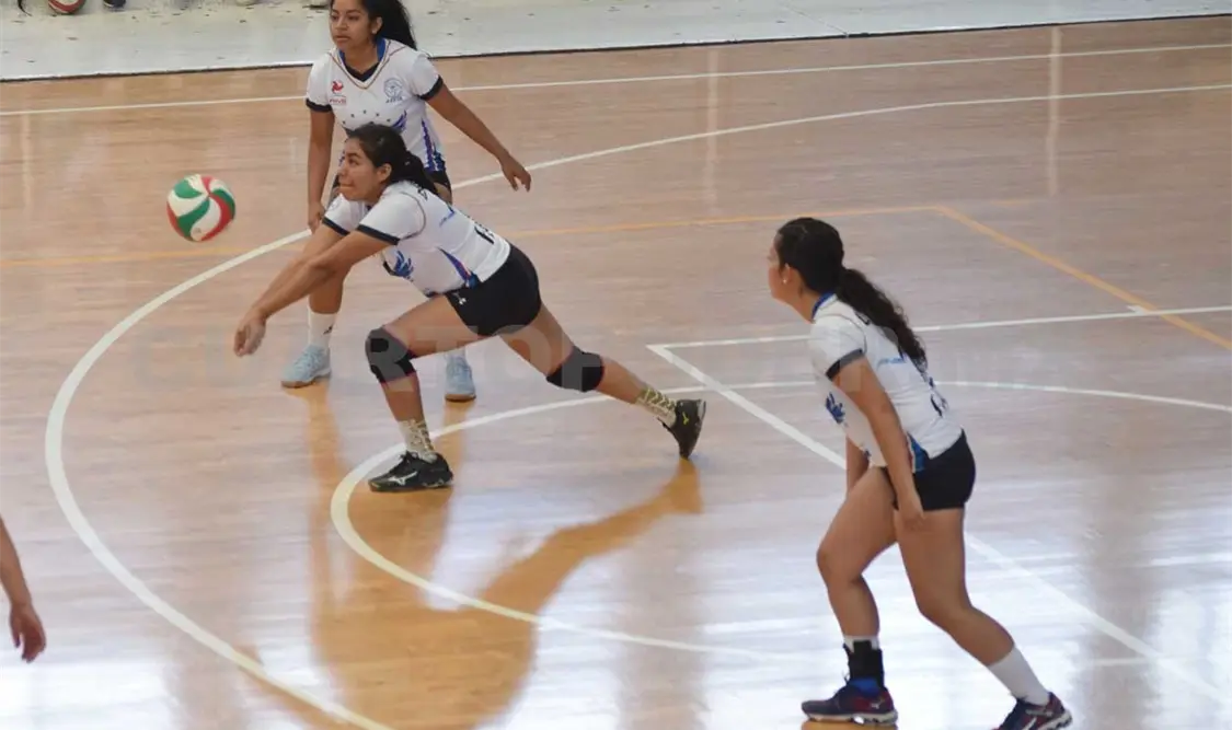 Novatos sale avante en jornada doble