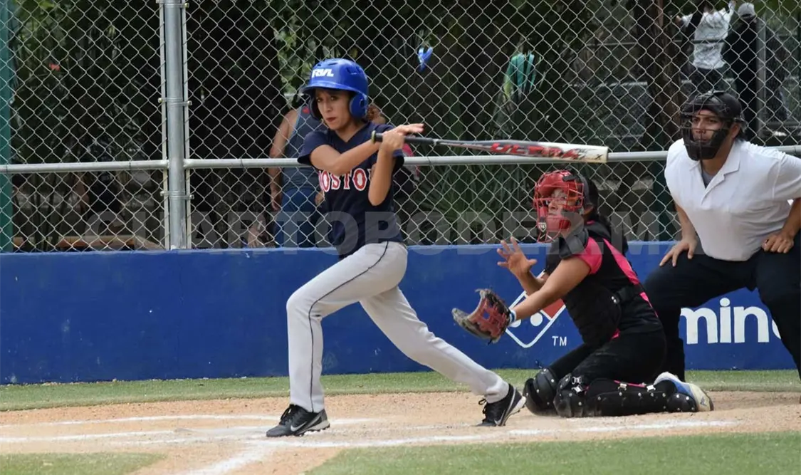 Mack, con primer triunfo en el campeonato