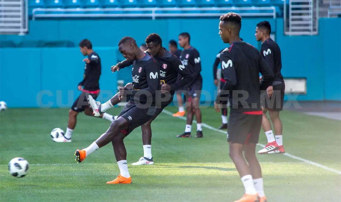 Selección de Perú empezó entrenamientos