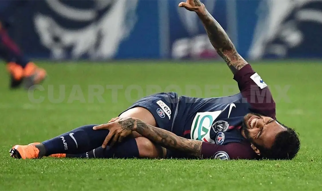 Dani Alves será baja para Rusia 2018