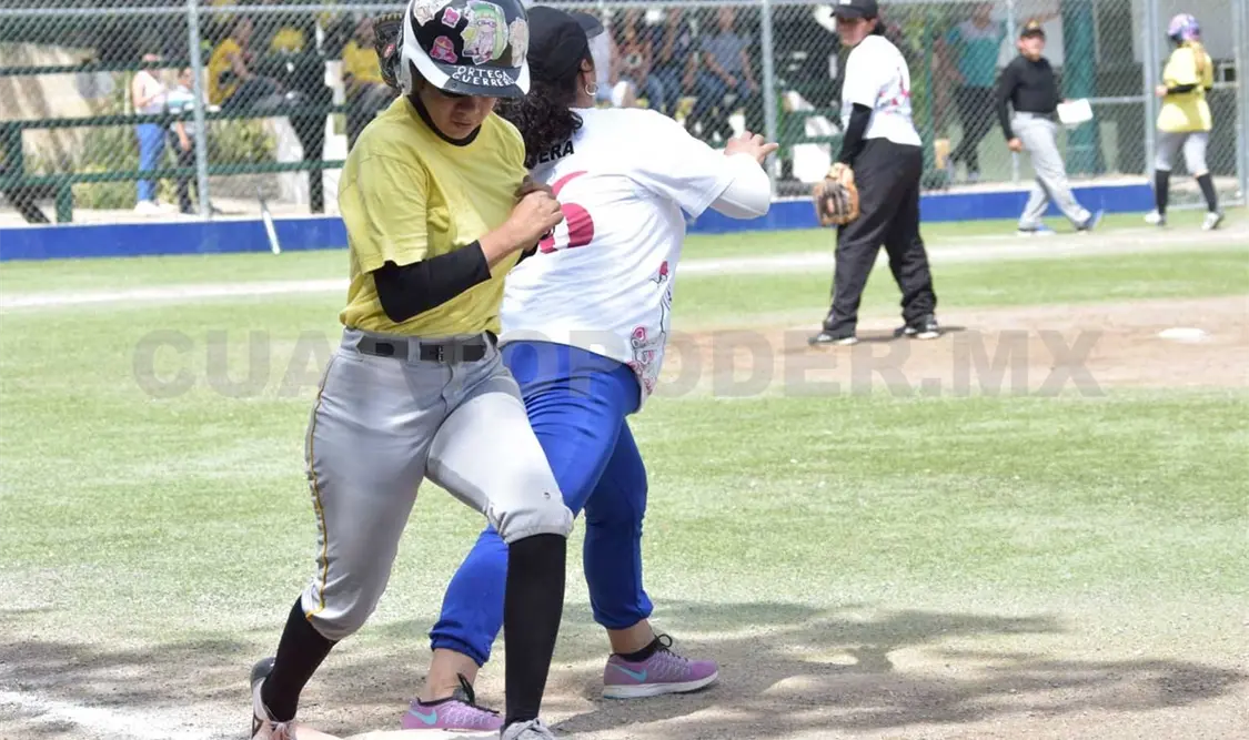 Guerreras se verá con Chicas Ámbar y Motorama hará lo mismo a a las 11:00 horas con su similar de Reales Queen. Guillermo Ramos/CP