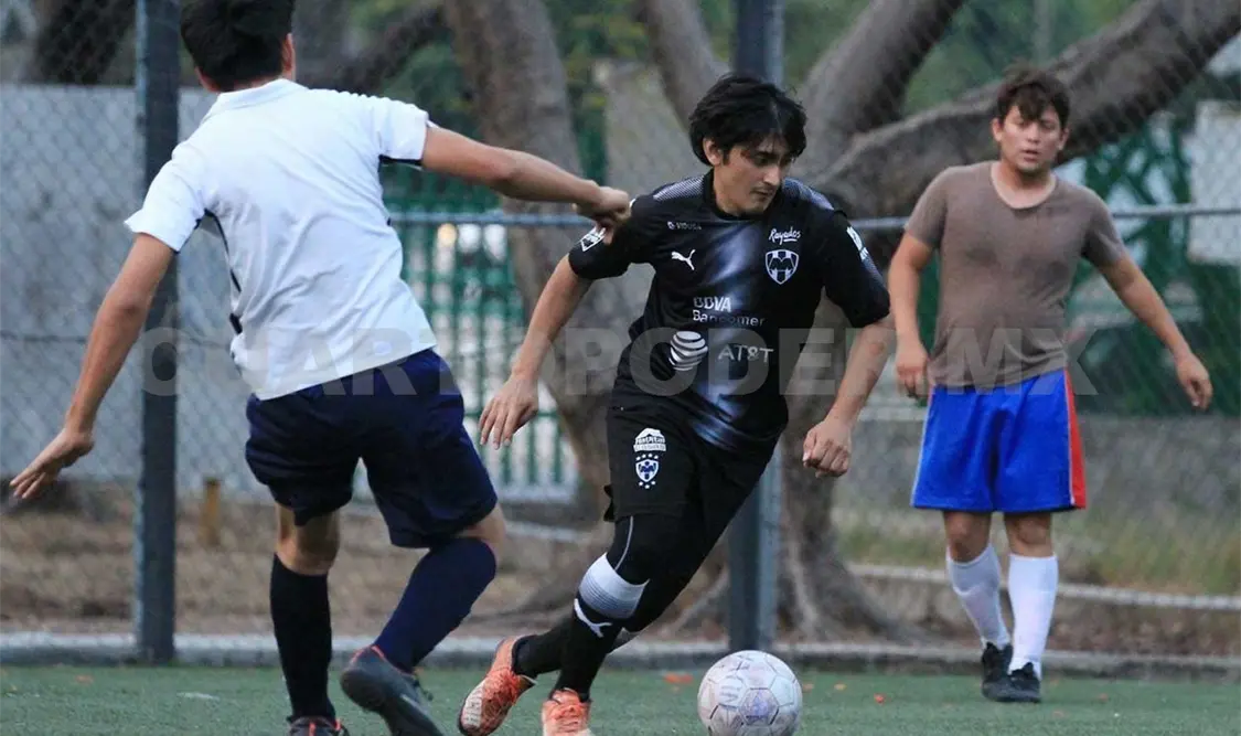 Novatos con triunfo reafirma primer lugar