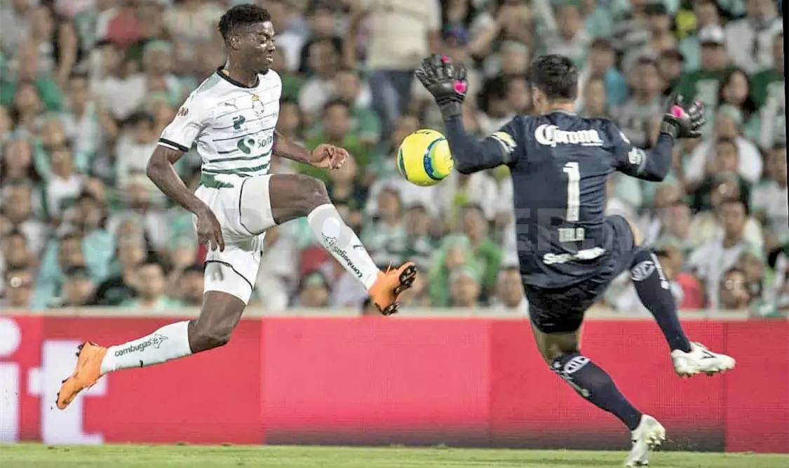 Santos vence 2-1 al Toluca en juego de ida