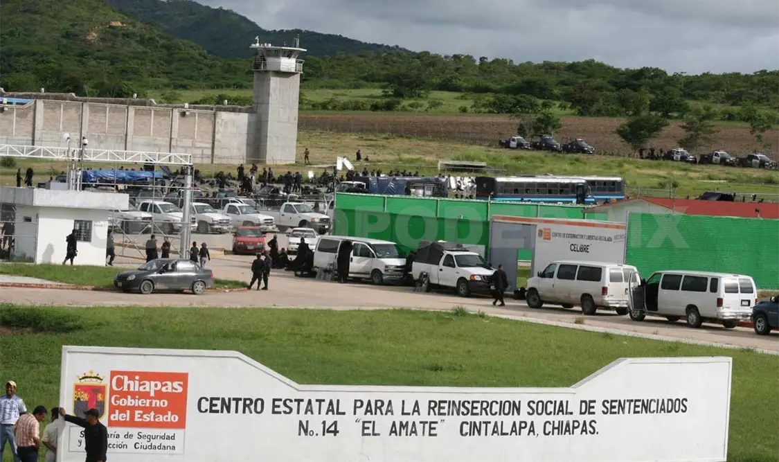 Detienen a ex líder de la CNTE en Chiapas