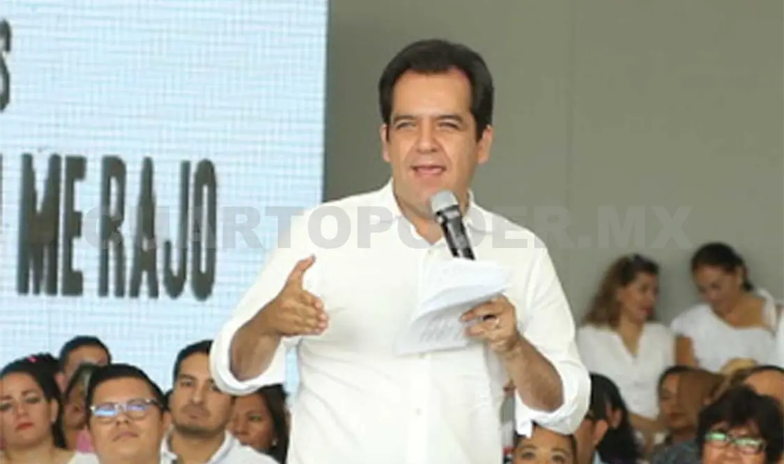 Albores ofrece gobernar con mitad hombres y mitad mujeres