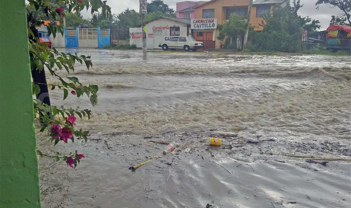 Inundaciones en Comitán por fuertes lluvias