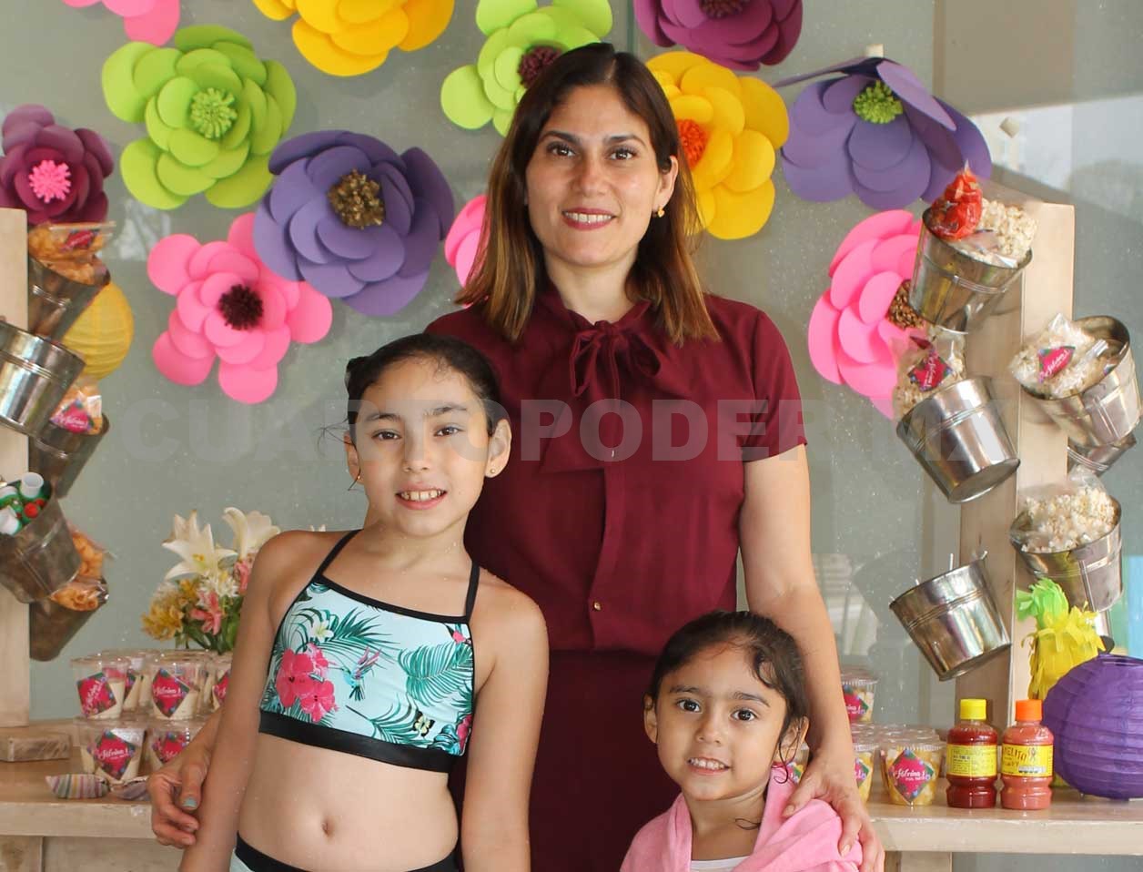 Sabri disfrutó albercada con sus amigas