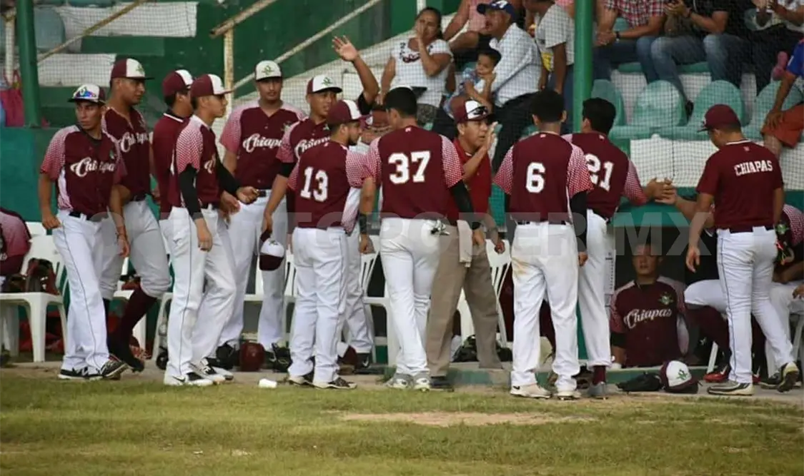 Guacamayas sacó la escoba en el Luis Anzaldo