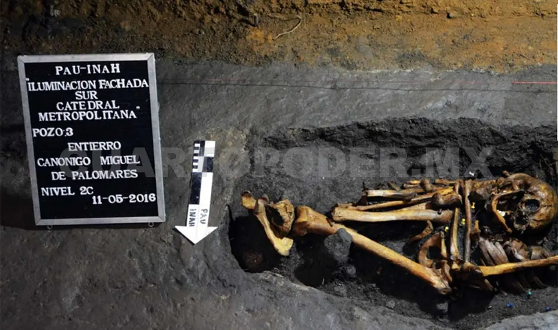 Exponen lápida del primer evangelizador