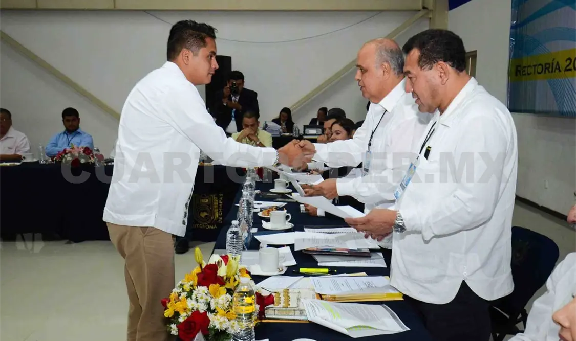 Aprueban acuerdos para oferta institucional