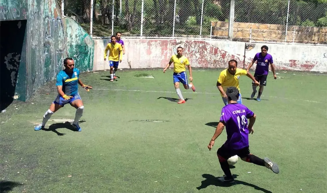 Milán reafirmó liderato en la jornada cinco