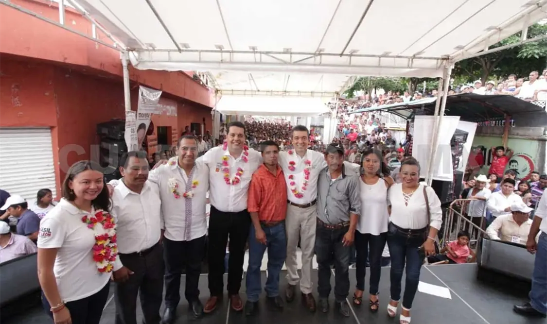 Llama Rutilio a no desgastarse en “guerra sucia”