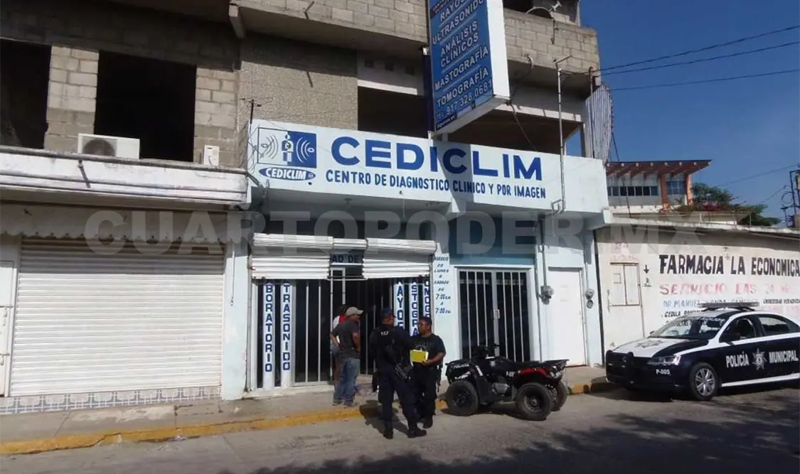 Sujetos perpetran violento asalto en un laboratorio