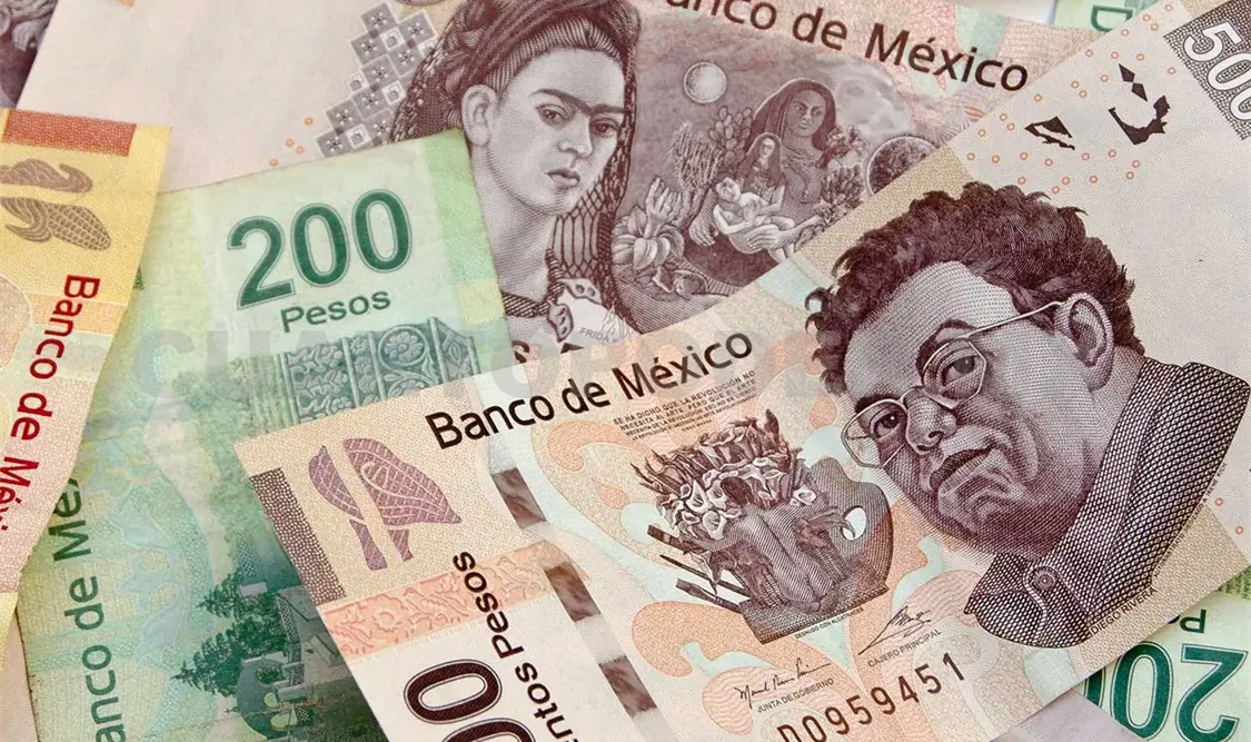 El peso finalizó con un descenso de 1.96 por ciento. Agencias
