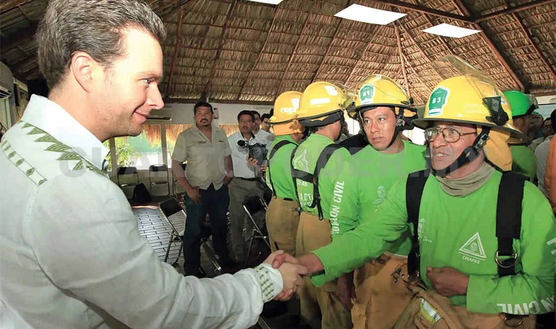 Las autoridades recorren las zonas vulnerables para disuadir a ejidatarios de que utilicen el fuego como método de limpieza. CP