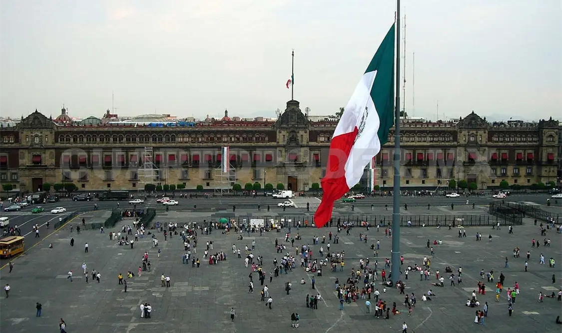 CDMX niega a AMLO uso del Zócalo