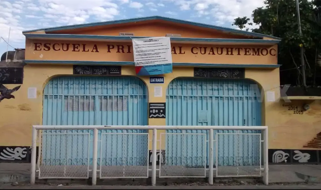 Padres de familia reprueban paro magisterial