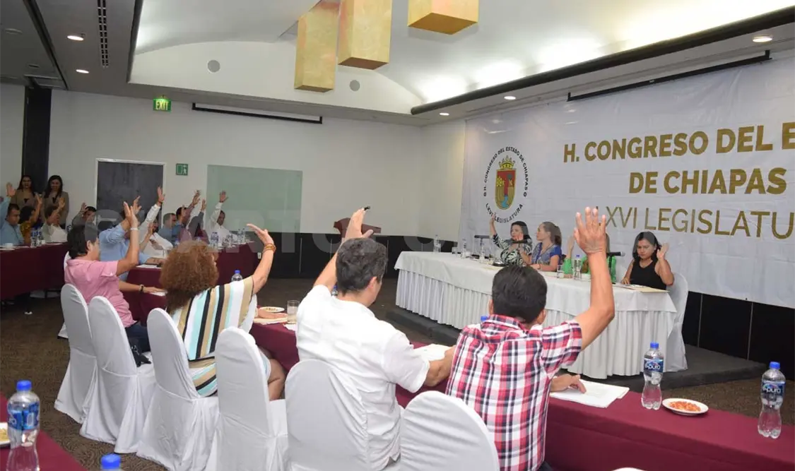 Carlos Molano Robles, nuevo alcalde interino
