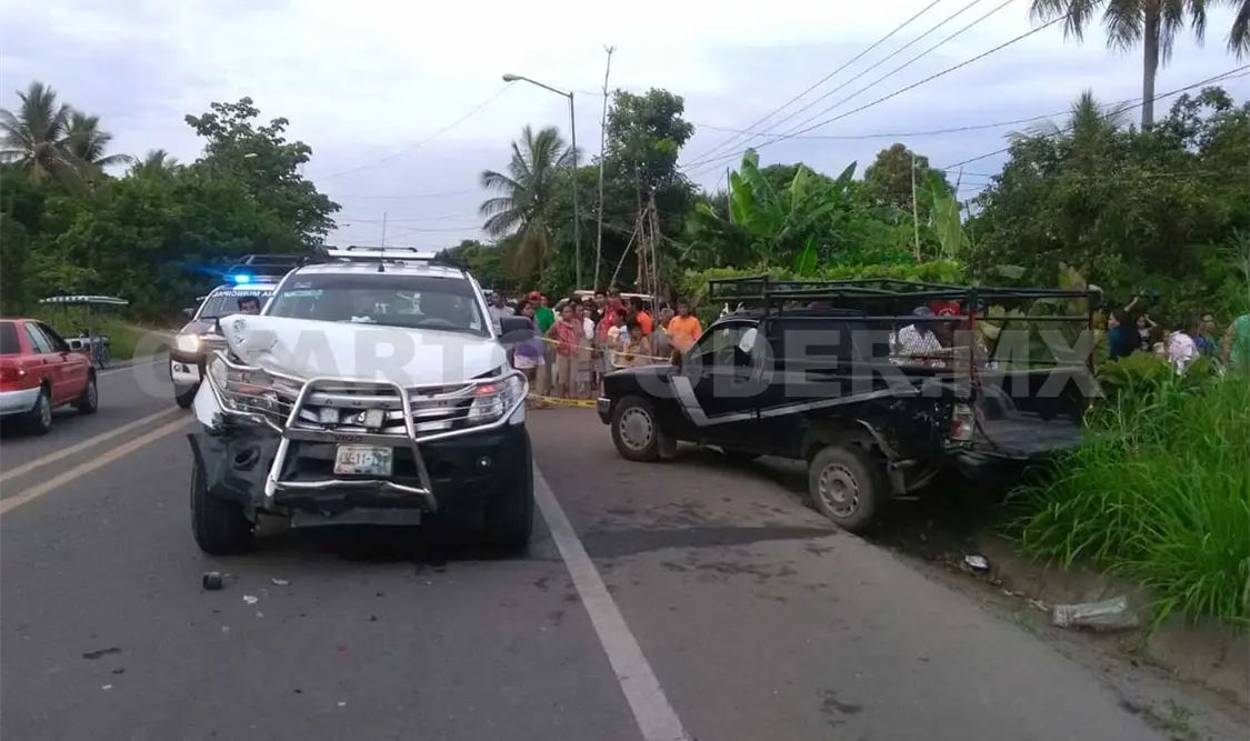 Fallece mujer en accidente frontal