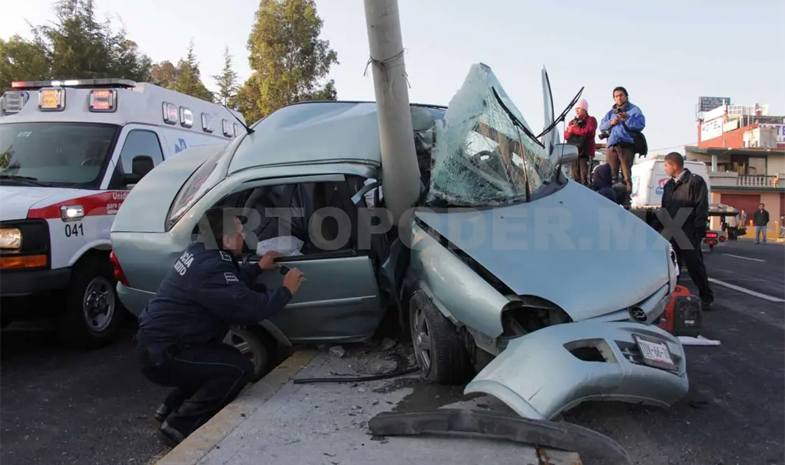 Más de 32 personas mueren al día por mandar mensajes de texto y manejar. Agencias