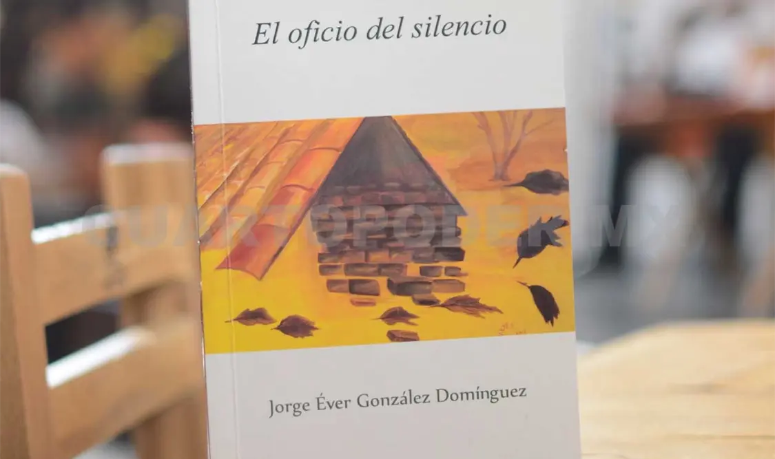 Portada del libro El oficio del silencio. Darwin Mendoza