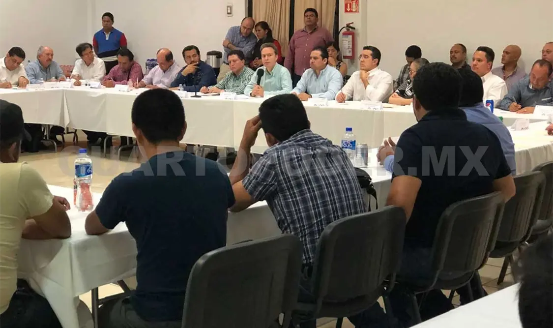 Inician diálogo gobierno de Chiapas y magisterio