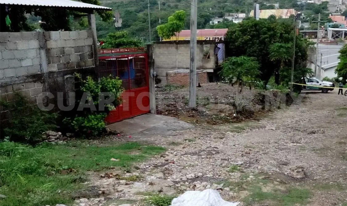 Asesinan a cuchilladas a joven en la colonia Satélite