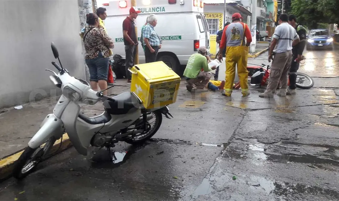 Un lesionado en encontronazo de motorrepartidores