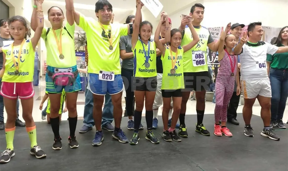 Celebraron a los jefes de familia con carrera