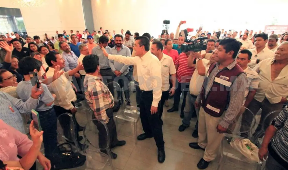 Combate frontal a la corrupción, ofrece Escandón