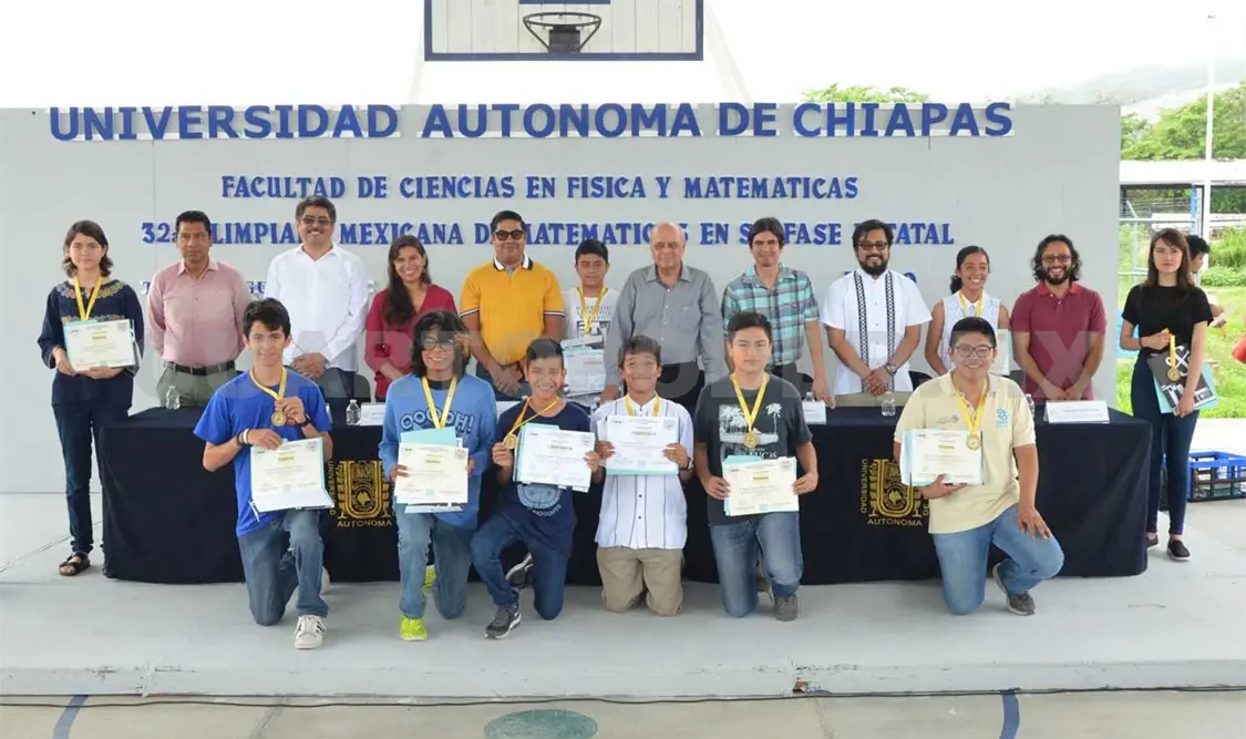 Premian a ganadores de la Olimpiada de Matemáticas