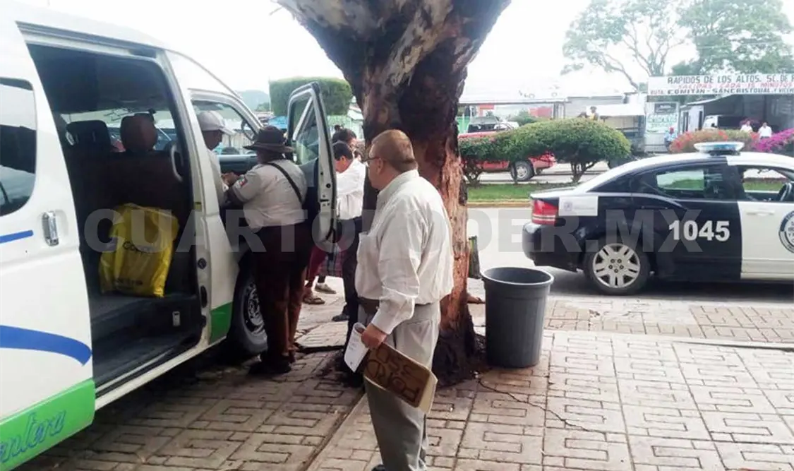 Sujetos armados asaltaron a los pasajeros de colectivo