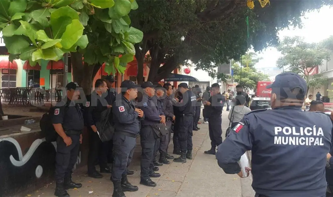 Mantienen operativos contra ambulantes