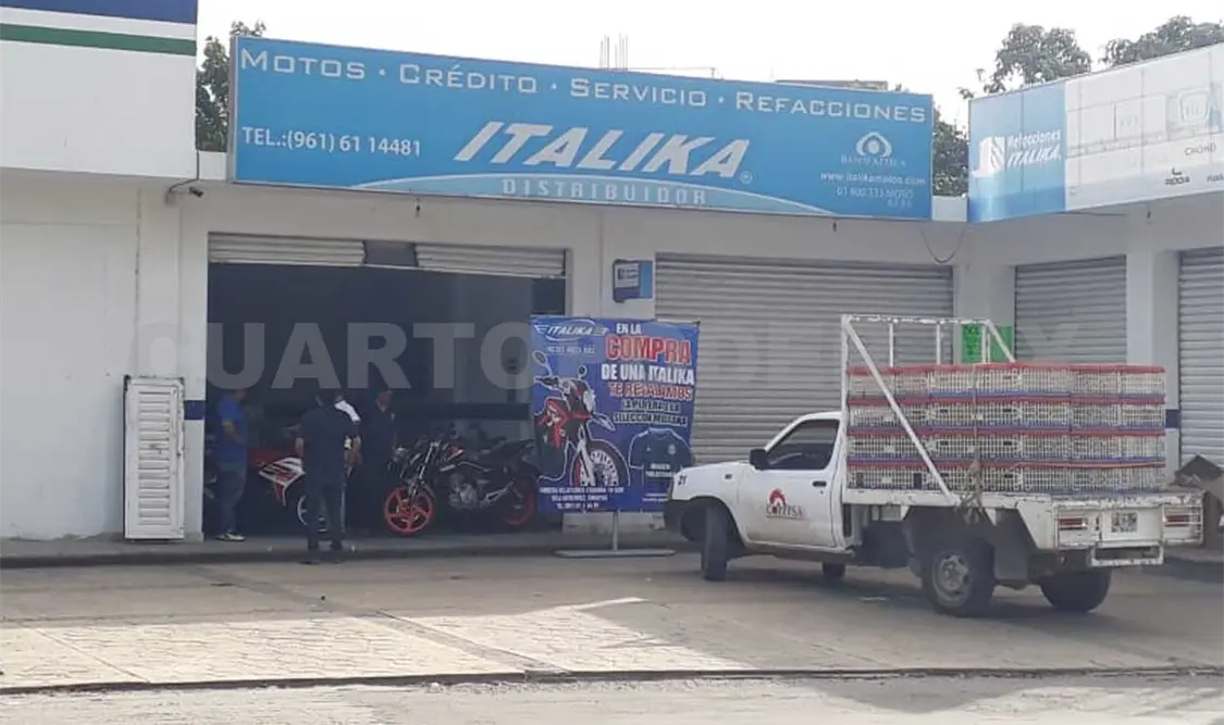 El ilícito se realizó en el establecimiento de motocicletas Itálika, ubicado sobre la carretera a Villaflores, en la capital del estado. Edberg Mayorga / CP