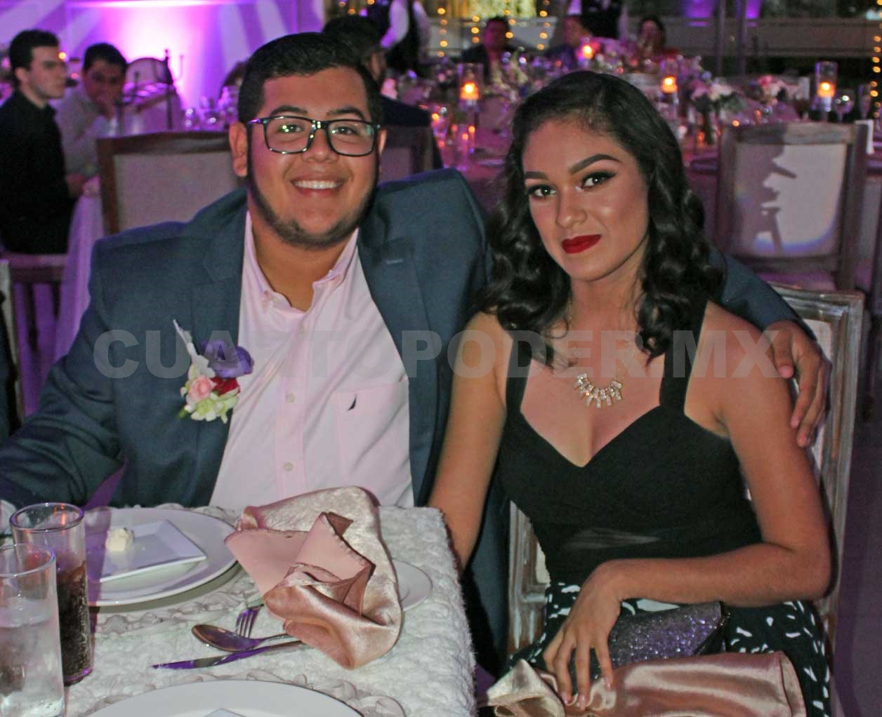 Itzel cumplió sus XV años