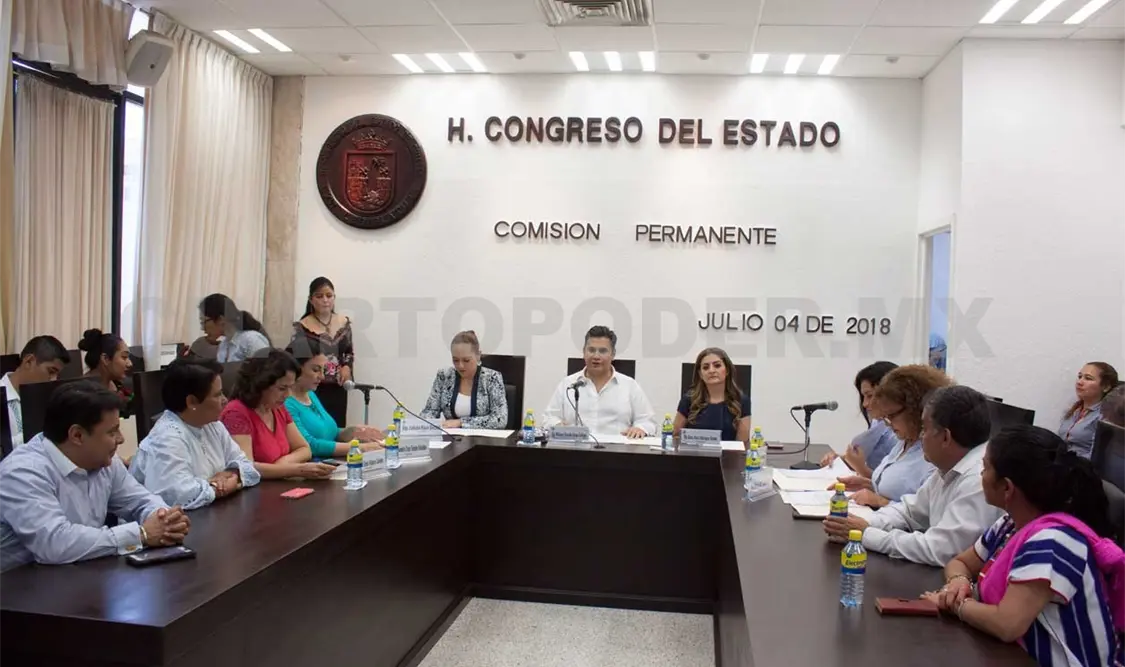 Nombran a nuevos magistrados del Tribunal de Justicia