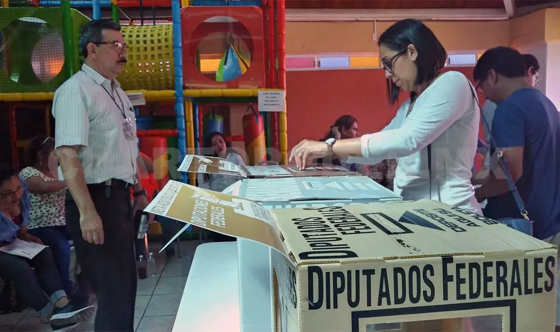 Personal electoral exige pagos pendientes