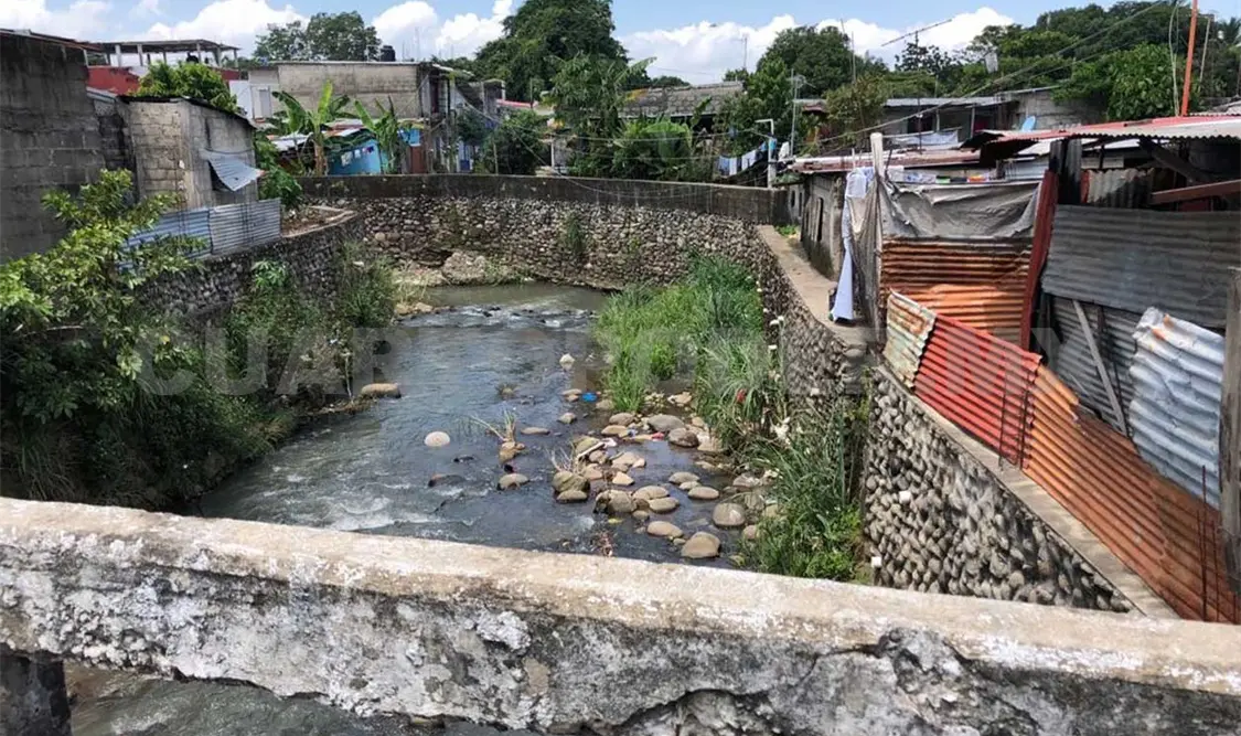 Mantienen vigilancia permanente a afluentes