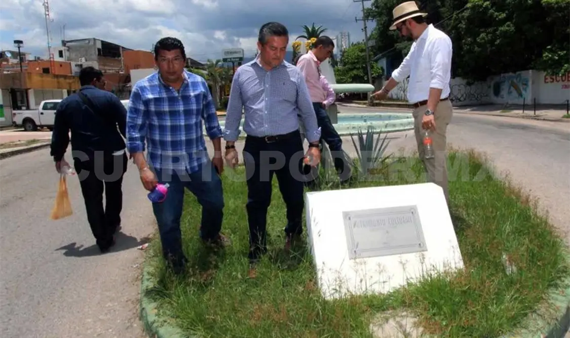 Carlos Molano recorrió la rotonda Los Amates y la fuente El Magueyito, donde activó acciones de rescate. CP