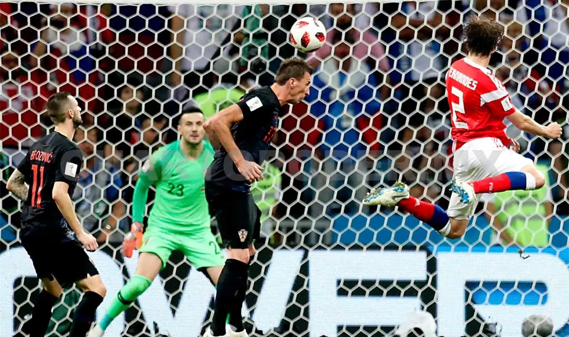 El renacimiento del Futbol ruso pintaba de maravilla en los primeros minutos de juego. EFE