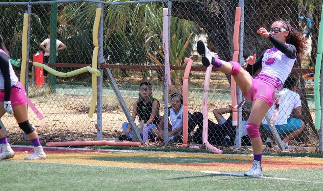 Águilas Reales y Queens por el campeonato