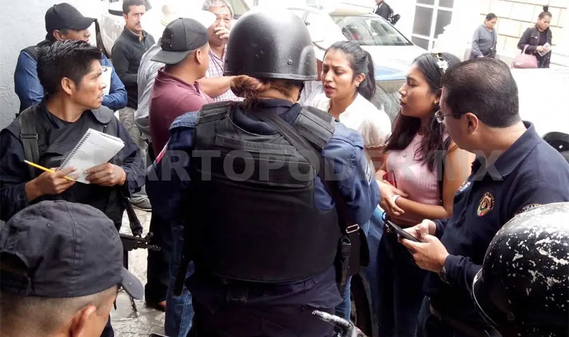 Arrebatan millón y medio de pesos a hombre en un banco