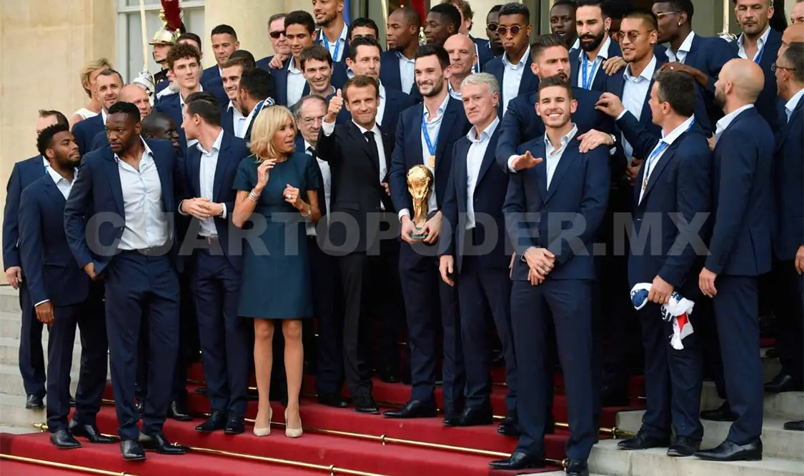 Críticas a Macron por acaparar a los “bleus”