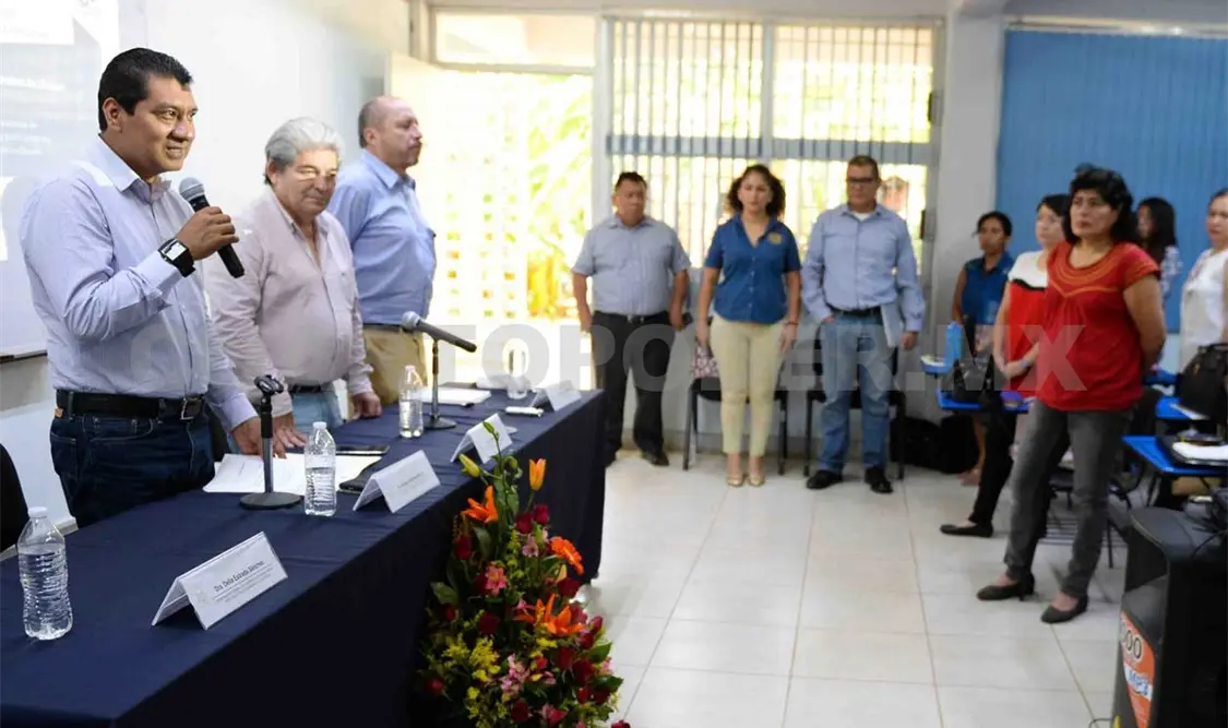 El taller tuvo una duración de 25 horas y contó con la participación de seis docentes del claustro de profesores de este centro. CP