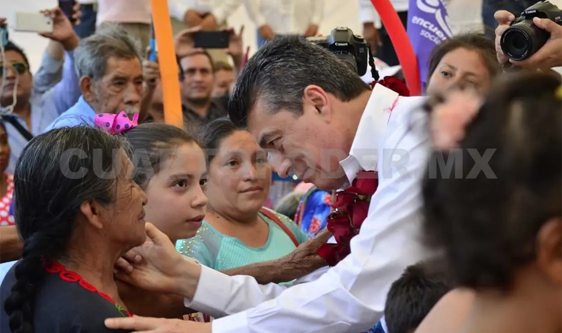 Rutilio ratificó su compromiso con la educación, ya que por ahí pasa el desarrollo económico y social, el bienestar de la población. CP