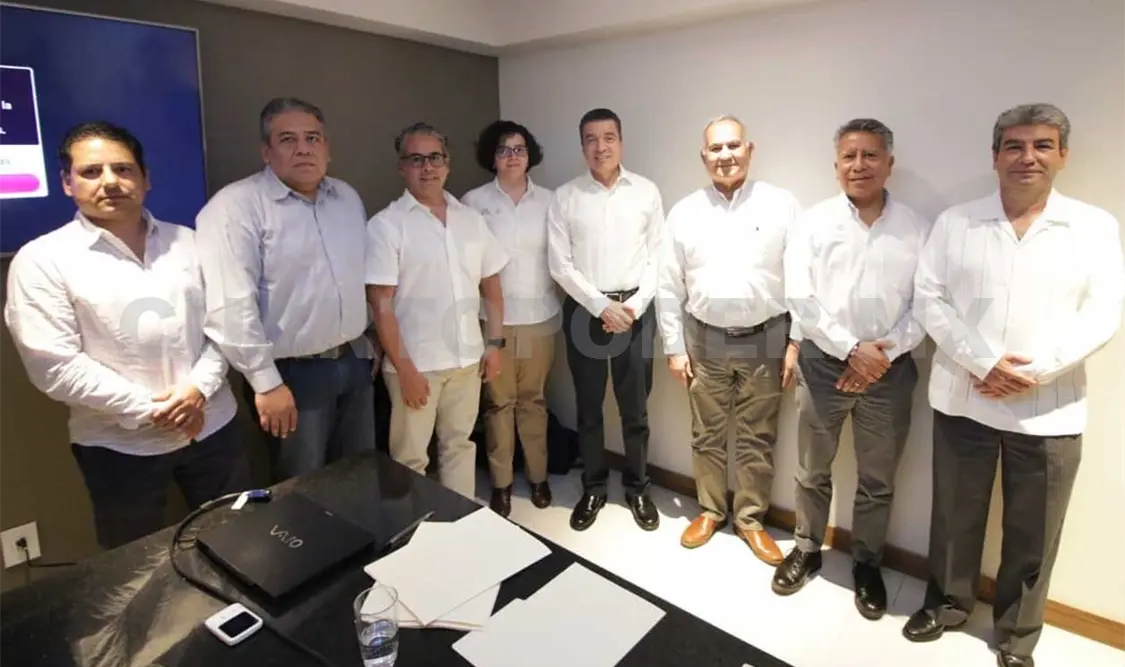 Explicó que la visión del nuevo gobierno es magnificar la producción de energía, lo que se traducirá en mayor inversión para Chiapas. CP
