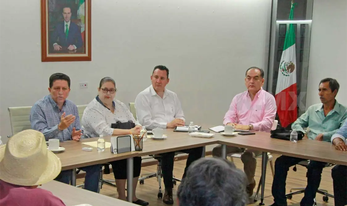 Velasco reconoce a autoridades de la Casa del Pueblo por actuar con prudencia. Cortesía/CP