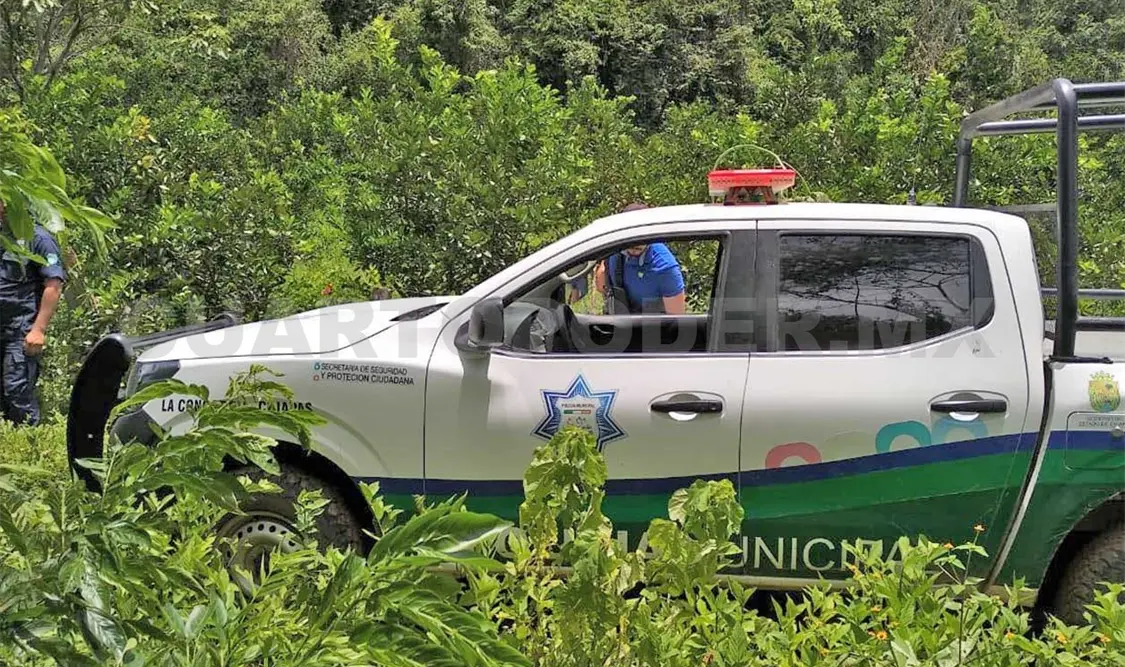 Los hampones se dieron a la fuga a bordo de una patrulla de la Policía Municipal con el efectivo con rumbo desconocido. Dalia Villatoro / CP