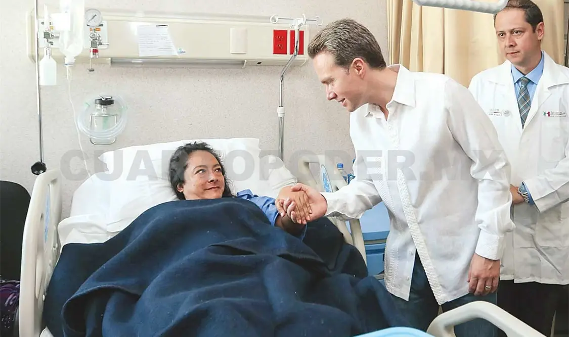 Velasco Coello señaló que los habitantes hoy tienen atención médica mediante equipos con alta tecnología y personal capacitado. CP